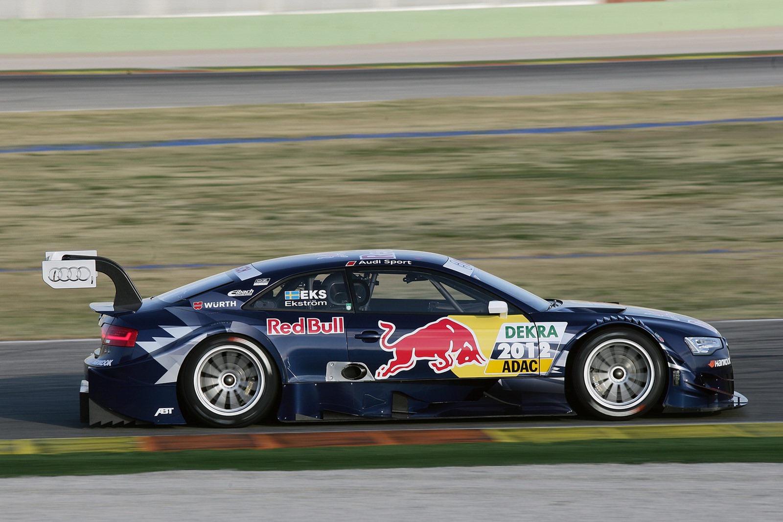 Audi A5 DTM sa prezentat pe circuitul de la Valencia  AutoMOD.ro