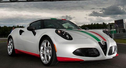 alfa_romeo_4c_safety_car