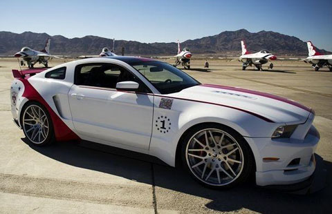 ford_mustang_gt_us_air_force_thunderbirds_edition_2014_0